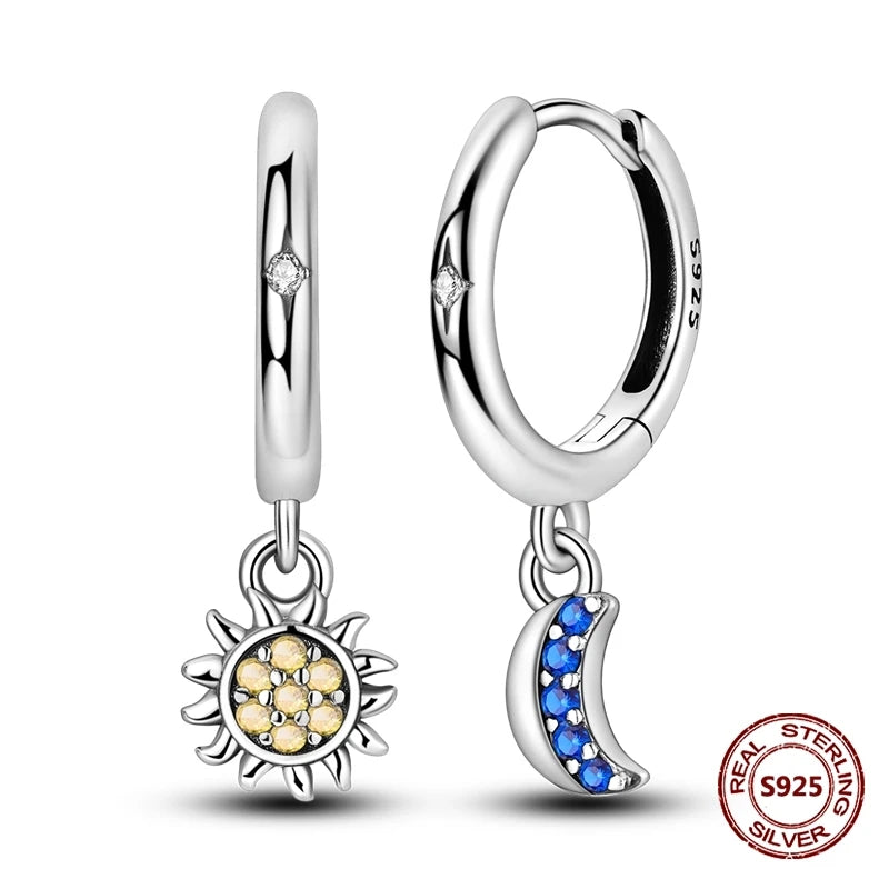 Oorbellen met Donkerblauwe Ster en Maan van 925 Zilver met Zirkonia
