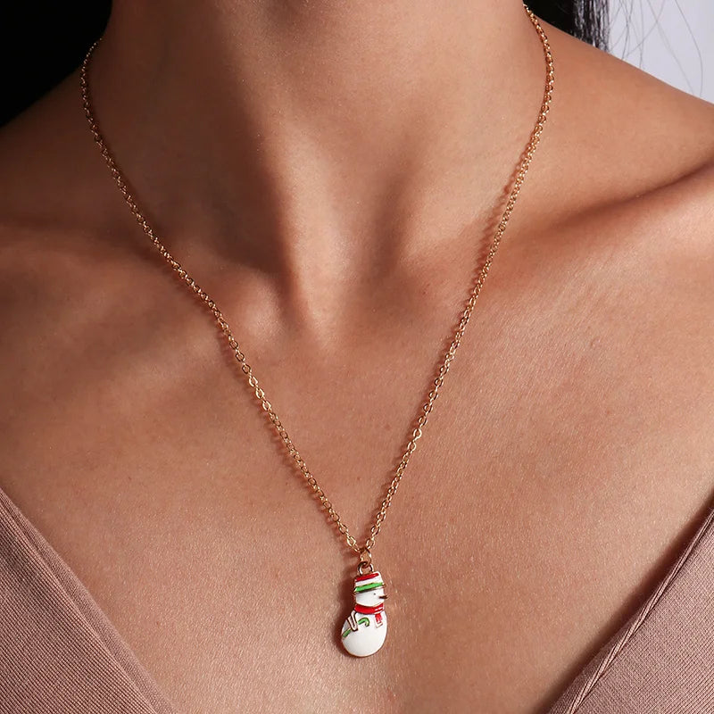 Kerst ketting met kerstboom, kerstman en belletjes hanger – feestelijke sieraden voor dames