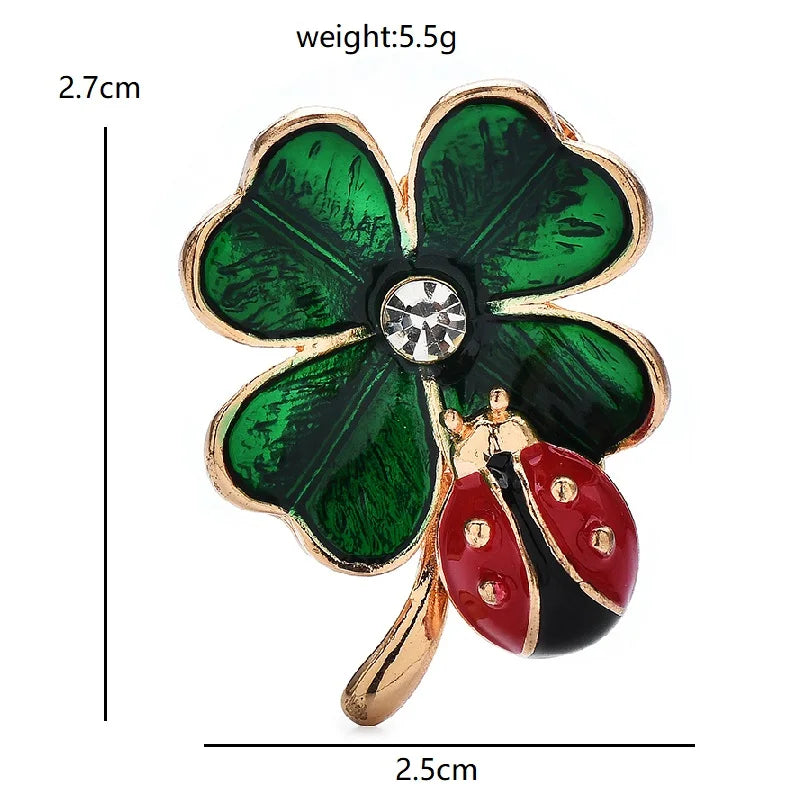 Broche Bloem Klaver met Lieveheersbeestje – Emaille Speldje voor Dames en Heren