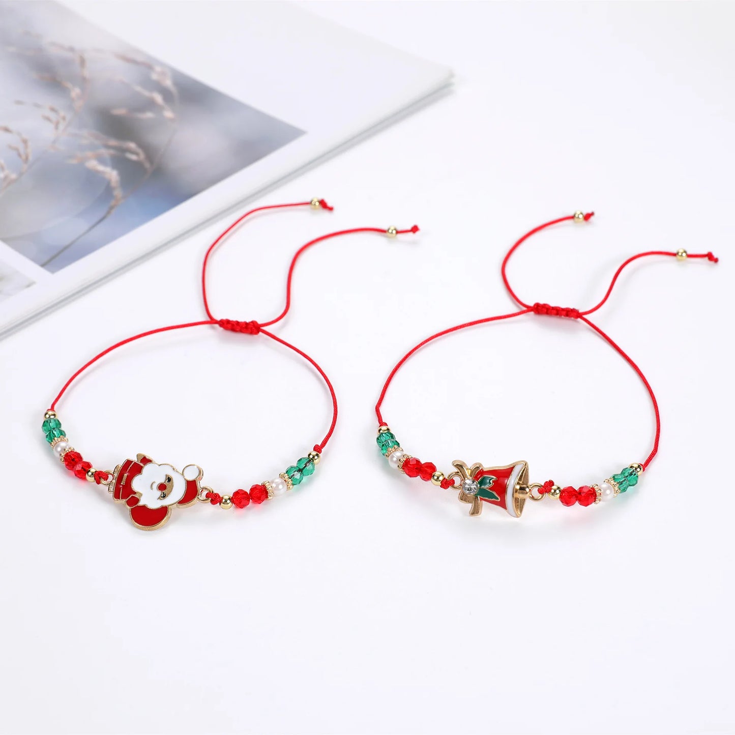 Kerst armband set met imitatieparels en feestelijke hangers