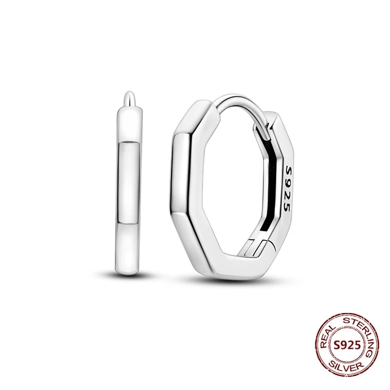 Zilveren oorbellen met vintage cirkel en witte zirconia