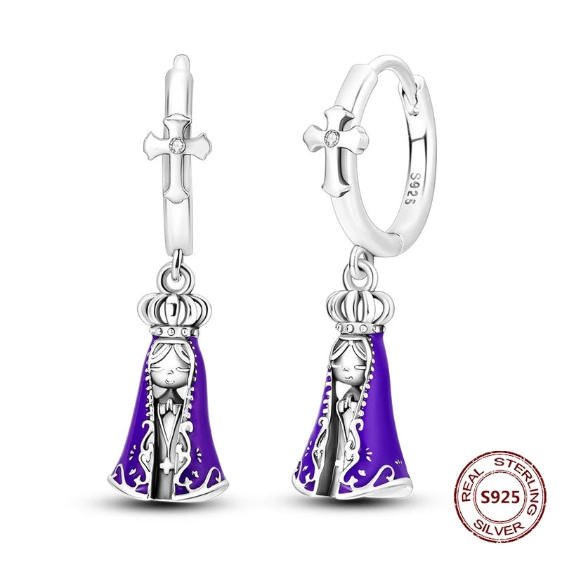 Oorbellen met luie kat en bladdesign – charmant en trendy