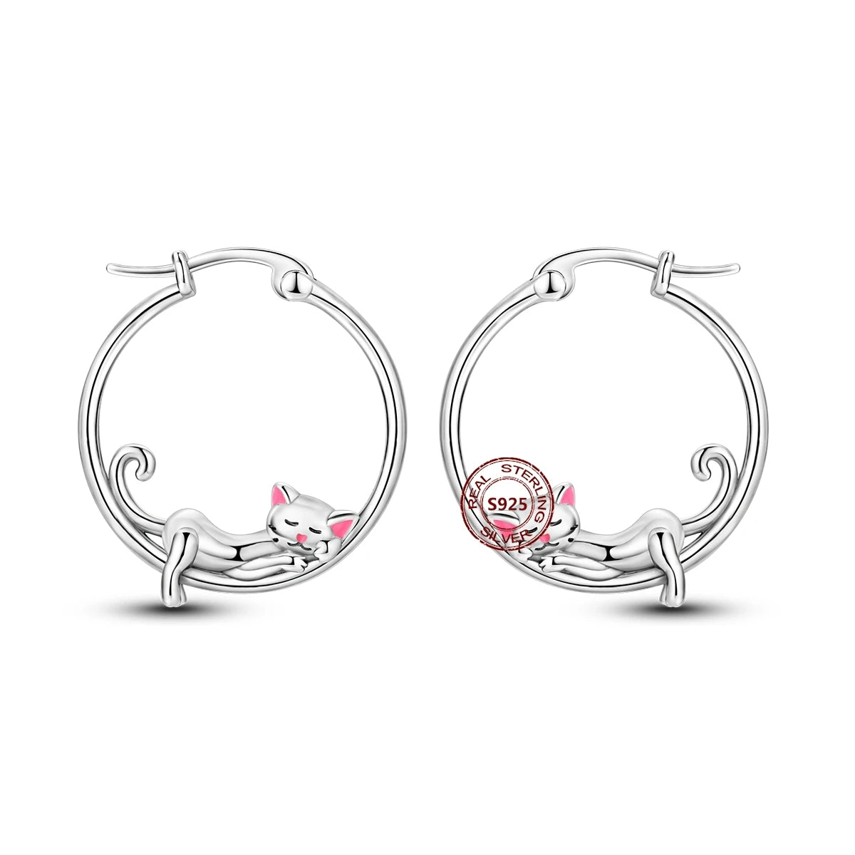 Oorbellen met luie kat en bladdesign – charmant en trendy